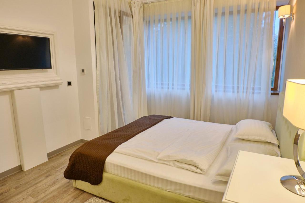 Luxapartment 포이아나브라소프 외부 사진